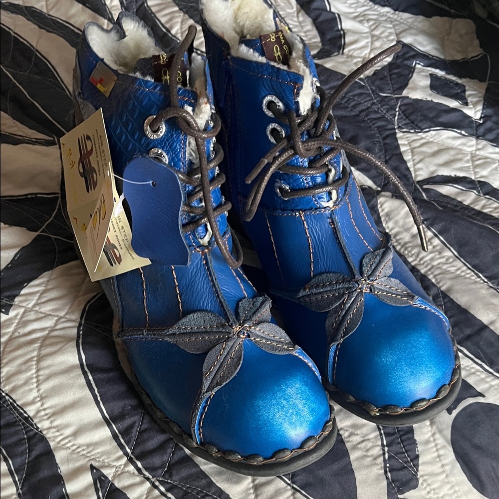 Stylish Blue Ankle Boots with Floral Detail